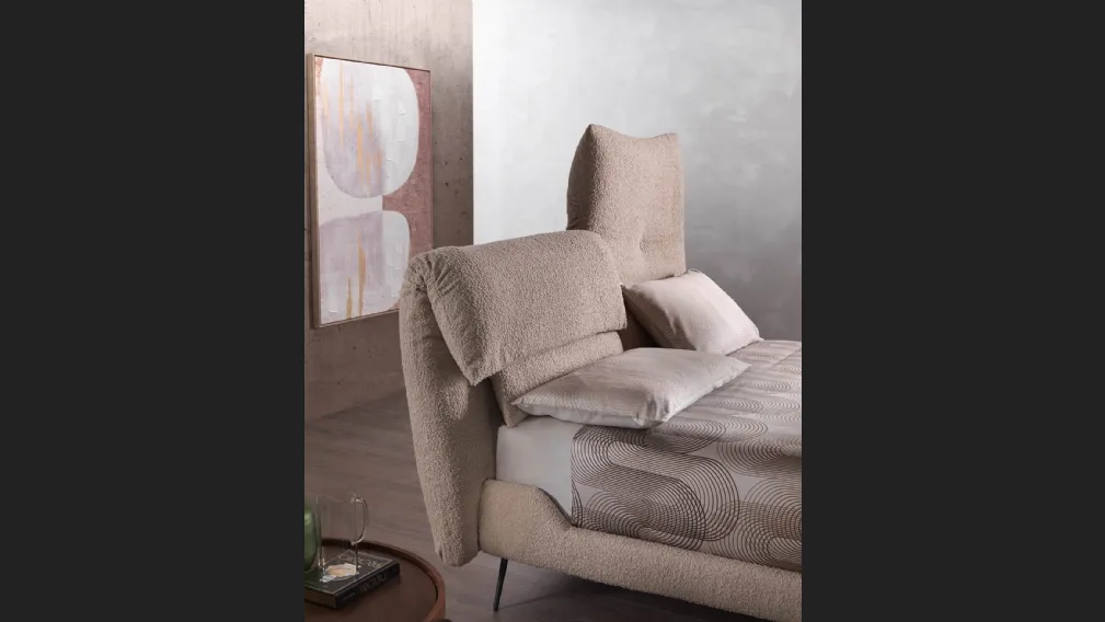 Letto in tessuto con testiera reclinabile Designer Lift di Altrenotti