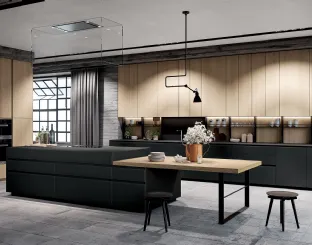 Cucina Design con isola Fly in vetro satinato e rovere di Nova Cucina