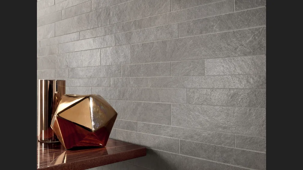 Piastrelle effetto pietra Waterfall Silver Flow di Lea Ceramiche